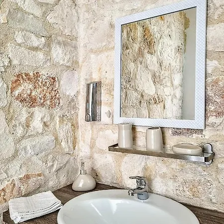 Trullo Oasi Veronica * Ostuni